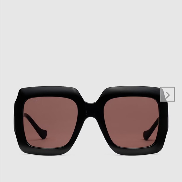 Gucci Rectangular sunglasses with chain - Picture 14 of 16